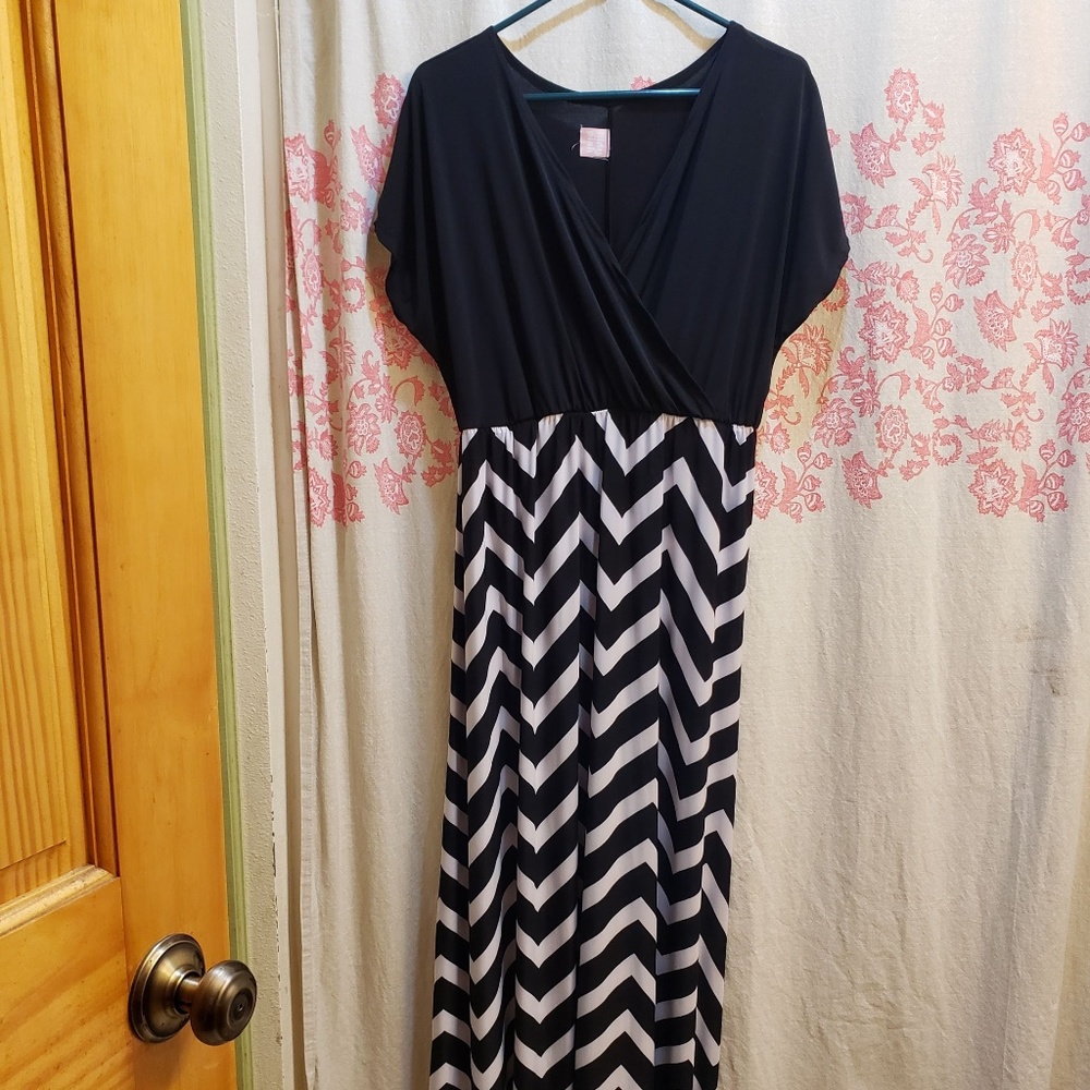 Black and White Chevron Maxi